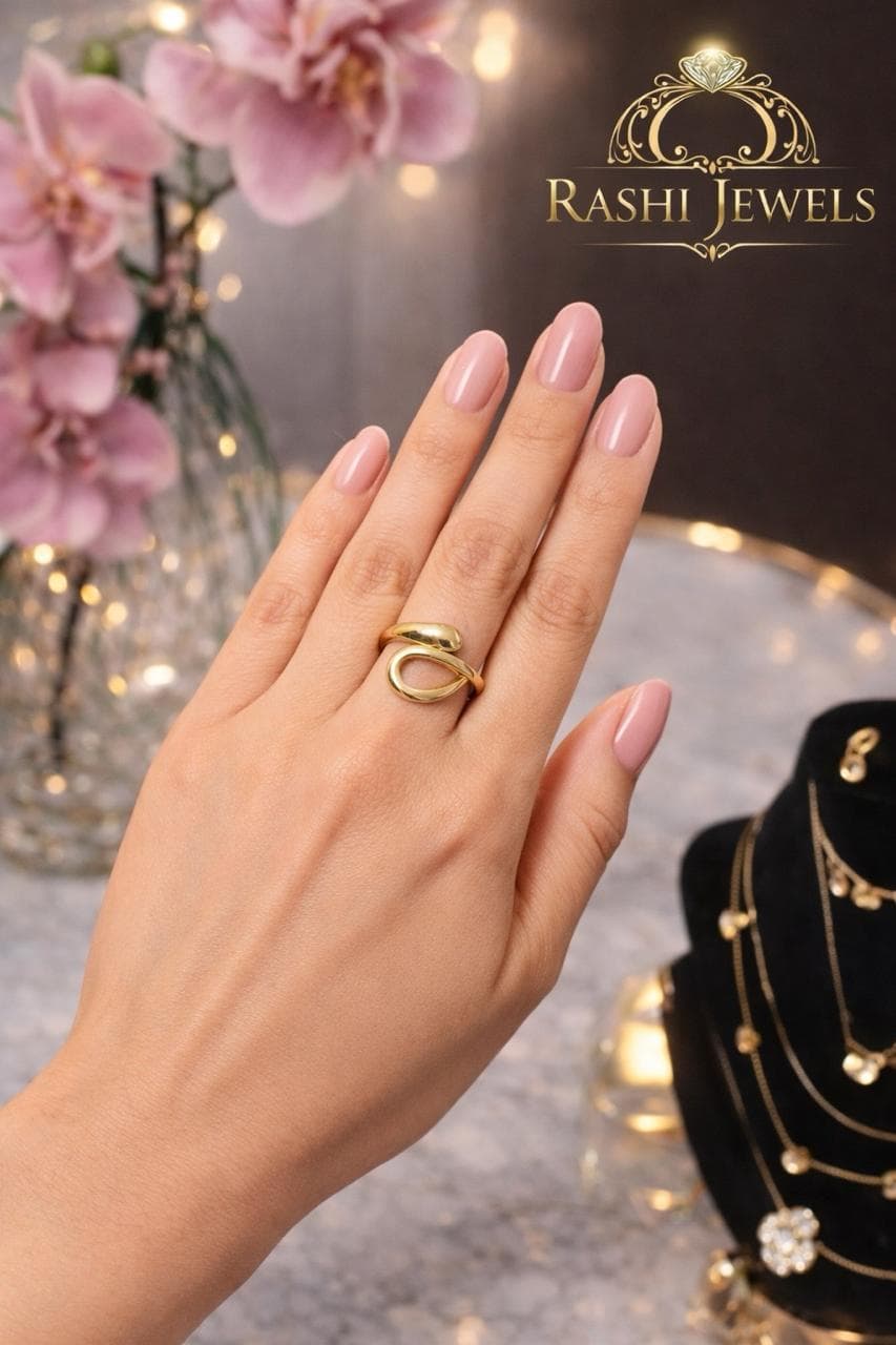 S-Wrap Gold Ring